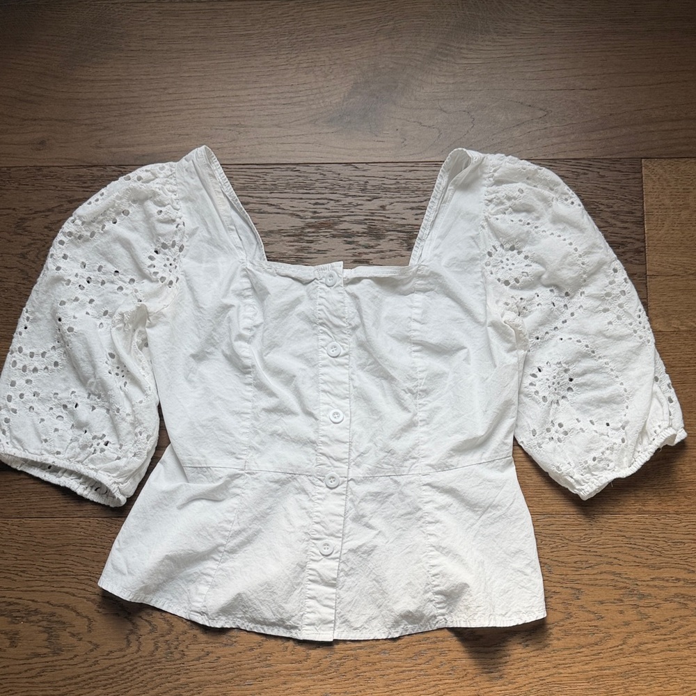 White Eyelet Puff Sleeve Top